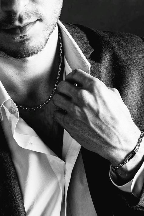 Necklace Length Guide, Platinum Chain, Lock Design, Man Photography, Mens Chain Necklace, Boys Dpz, Mens Fashion Classy, Men Model, Chains For Men