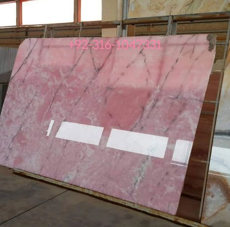 Pink Marble Table, Onyx Marble Dining Table, Pink Marble Floor, Pink Onyx Marble, Onyx Bathroom Ideas, Marble Installation, Onyx Tile Bathroom, Green Onyx Kitchen, Green Onyx Tile