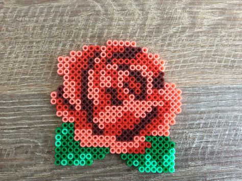 Perler Bead Rose Pattern, Mexican Perler Bead Patterns, Rose Perler Bead Pattern, Flower Perler Bead Patterns, Perler Flower, Flower Perler Beads, Pixel Pokemon, Melty Bead Designs, Melt Beads Patterns