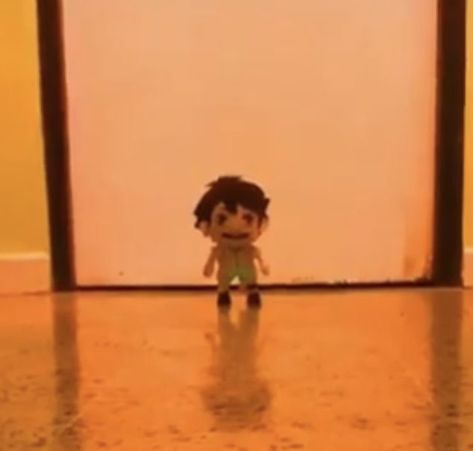 Oikawa Plushie, Oikawa Plush, Toru Oikawa, Gucci Flip Flops, Haikyuu Meme, Oikawa Tooru, Volleyball Anime, Otaku Mode, Haikyuu Funny