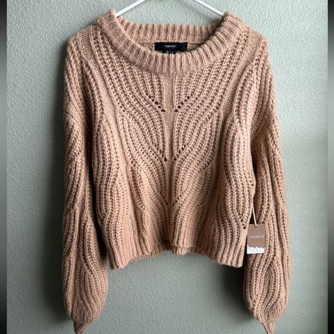 Brand New Light Weight Sweater Cozy Fall Sweater Aesthetic, Cute Sweaters Aesthetic, Fall Sweater Aesthetic, Sweaters Aesthetic, Cozy Fall Sweater, Sweater Aesthetic, Cozy Sweaters Autumn, Cute Preppy Outfits, Mom Christmas