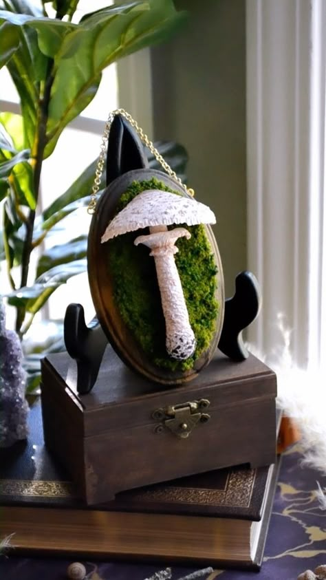 𝐓𝐇𝐄 𝐀𝐑𝐂𝐀𝐍𝐄 𝐌𝐎𝐓𝐇 (@the.arcane.moth) | Instagram profile Parasol Mushroom, Polymer Clay Mushroom, Interesting Textures, Doodle Art Flowers, Mushroom Crafts, Moss Decor, Chalk Pastel, Clay Crafts Air Dry, Mushroom Decor