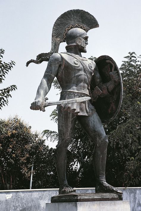 Leonidas Of Sparta, Spartan Statue, Spartan Men, Sparta Greece, Ancient Greece History, Ancient Sparta, Top 10 Facts, Warrior King, Spartan Warrior