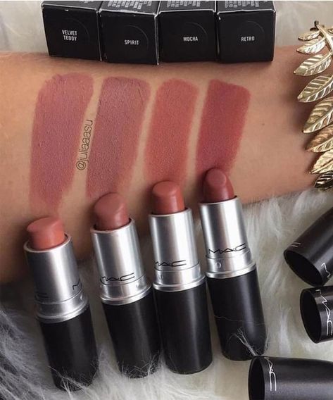 Velvet Teddy Mac, Lipstick On Lips, Mac Lipstick Swatches, Mac Lipstick Shades, Mac Velvet Teddy, Mac Lipsticks, Lipstick Kit, Makeup Lips, Velvet Teddy