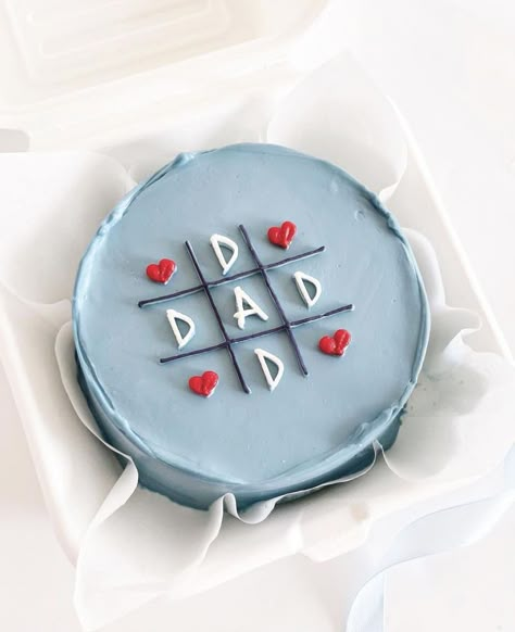 Birthday Cake For Virgo, Bento Cake For Husband Birthday Funny, Husband Dad Cake, Fathers Day Cake Ideas Creative, Present For Dad Birthday, Cakes For Fathers Day, Fathers Day Cake Design Ideas, Birthday Cake For Dad Ideas, Best Dad And Husband Cake