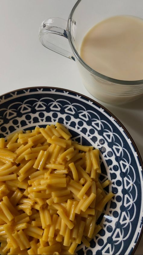 Aesthetic Mac N Cheese, Max And Cheese Aesthetic, Mac N Cheese Kraft, Kraft Mac And Cheese Aesthetic, Aesthetic Mac And Cheese, Macaroni And Cheese Aesthetic, Mac N Cheese Aesthetic, Mac And Cheese Kraft, Mac And Cheese Aesthetic