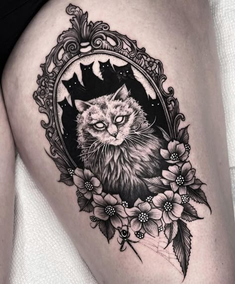 Black Cat Portrait Tattoo, Animal Portrait Tattoos, Jasper Tattoo, Spooky Tattoo Ideas, Cameo Tattoo, Appearance Goals, Simple Cat Tattoo, Twilight Tattoos, Tattoo Gato