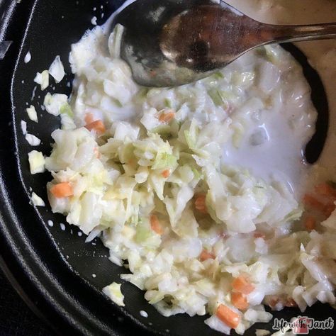 KFC Coleslaw Recipe Well, who doesn’t love the famous Kentucky fried chicken, right? But along with it, there’s a special add-on, you will love to have the recipe of – the Coleslaw. Green Cabbage Coleslaw, Coleslaw Kfc, Copycat Coleslaw, Cole Slow, Cabbage Coleslaw, Kfc Coleslaw Recipe, Golo Diet, Kentucky Fried Chicken, Creamy Coleslaw