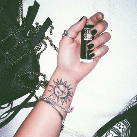 Sun And Moon Tattoo Ideas, Small Side Tattoos, Sun Moon Tattoo, Moon Tattoo Ideas, Lower Belly Tattoos, Tattoo On Wrist, Moon Sun Tattoo, Sun And Moon Tattoo, Small Girly Tattoos