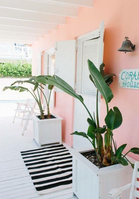 Coral House, Beach House Interior, Beach House Design, Home Style, Beach Cottages, Beach House Decor, Coastal Decor, Beach Decor, Home Decor Styles