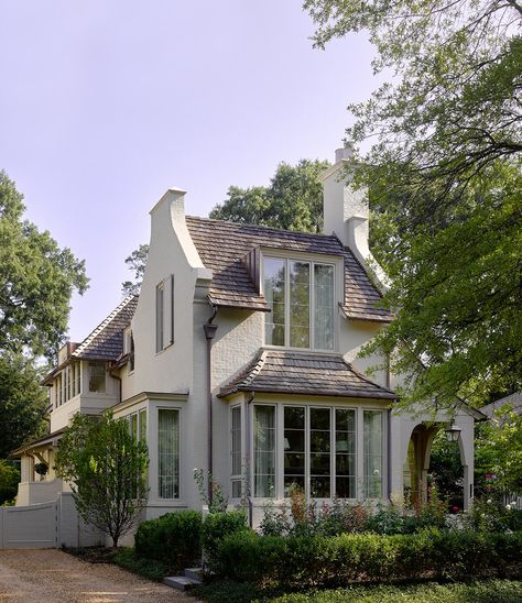 Pursley Dixon, European Cottage, Cottage Exterior, Interior Vintage, Decor Luxury, French Cottage, Interior Modern, Architecture Exterior, House Goals