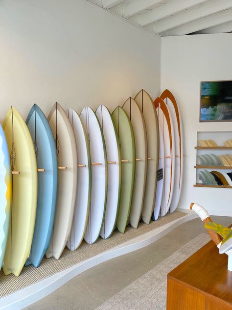 #surf #californiasurf #lajolla #sandiego #hermosasurf #summer #aesthetic #cutesurf Surf Shop Interior Design, Surf Boutique, Surfboard Design Aesthetic, Surfboard Shaping Room, Surf Board Aesthetic, Surf Shops, California Surf Aesthetic, Surf Shop Aesthetic Interior, Surf Store Aesthetic