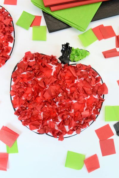 September Printables Free, Paper Apple, Fruit Crafts, Apple Activities, Apple Craft, Toddler Arts And Crafts, Apple Theme, Preschool Art Activities, Daycare Crafts