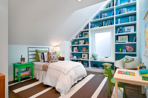 Sloped Ceiling Built Ins - Contemporary - Boy's Room - Cardea Building Co. Bedroom With Slanted Ceiling Ideas, Sloped Ceiling Bedroom Ideas, Bedroom Sloped Ceiling, Slanted Ceiling Bedroom, Sloped Ceiling Bedroom, Slanted Ceiling, Transitional Bedroom, Wall Bookshelves, Built In Bookcase