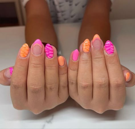 Preppy Nails, Teen Nails, Quartz Nails, Green And Lavender, Retro Nails, Hippie Nails, Broken Nails, Summer Nail Ideas, Girly Acrylic