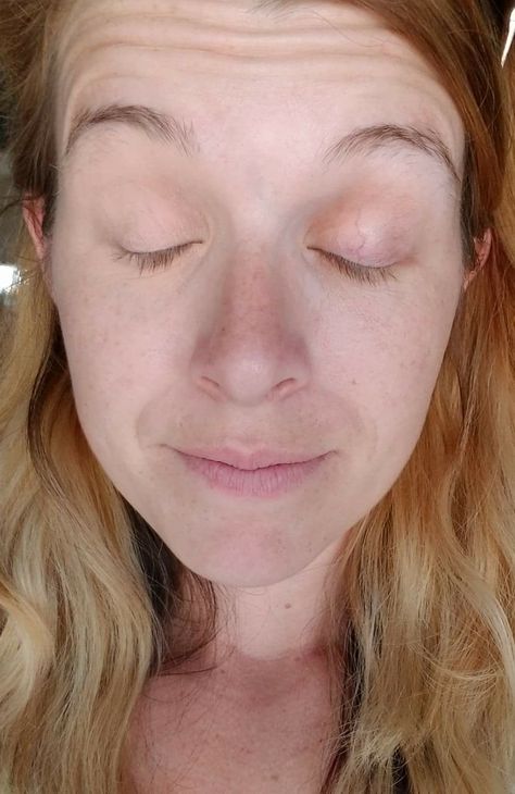 I keep talking about using Candlelight ShadowSense as a concealer, for dark circles, and of course as eyeshadow! I have super veiny eyelids, as you can see on the right... I used to cover them up with foundation but it would melt off within like an hour. A tiny dab of Candlelight (see left eye), and 30 seconds later my veins are gone...and they are gone until I take my makeup off at the end of the day. I can't rant enough about this product. I wear it every single day!! #idahappycosmetics Veiny Eyelids, Concealer For Dark Circles, Left Eye, Keep Talking, Every Single Day, Singles Day, 30 Seconds, Dark Circles, Concealer