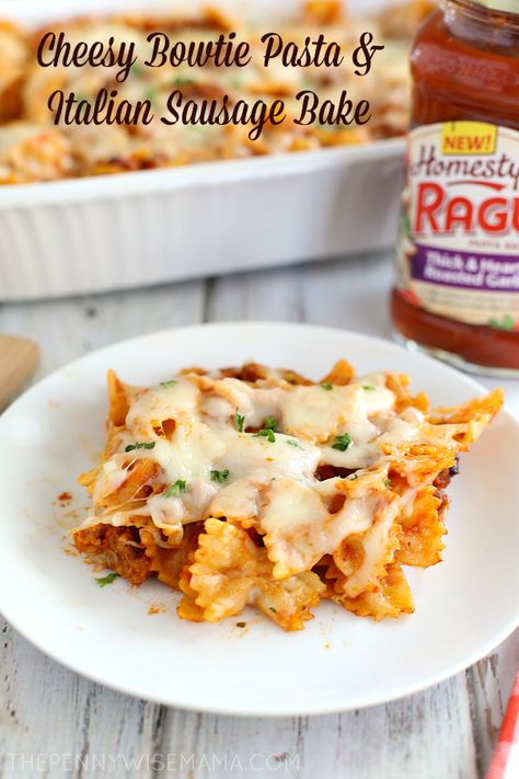 Cheesy Bowtie & Italian Sausage Bake - only requires a handful of ingredients and takes just 30 minutes to prepare! Italian Sausage Bake, Pasta Italian Sausage, Bow Tie Pasta Recipe, Kielbasa Pasta, Eat On A Budget, Italian Sausage Pasta, Italian Sausage Recipes, Kielbasa Sausage, Sausage Bake