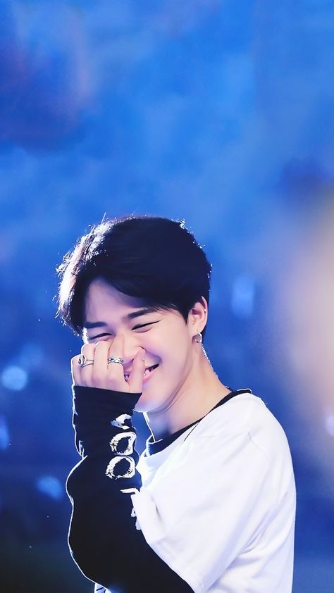 𝐣𝐢𝐦𝐢𝐧 𝐰𝐚𝐥𝐥𝐩𝐚𝐩𝐞𝐫. hd phone wallpaper #jimin #parkjimin #mochi #bts #방탄소년단 #btswallpaper #btslockscreen #tiny #cute Jimin Smile, Jimin Hair, Jimin Cute Selca, Smile Wallpaper, Bts Army Logo, Jimin Pictures, Jimin Selca, Bts Young Forever, Park Jimin Bts Wallpaper