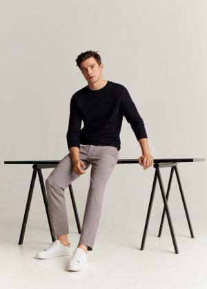 Sporty is the New Casual: Alexis Petit in Mango Minimal Outfit Men, Grey Trousers Outfit Men, Grey Chinos Men, Chinos Men Outfit, Trousers Outfit Men, Grey Pants Outfit, Grey Pants Men, Black Sweater Outfit, Mens Business Casual