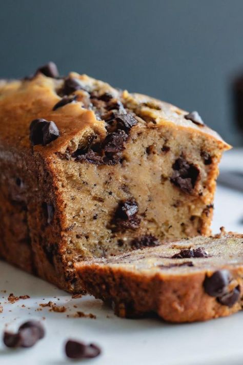 Vegan Chocolate Chip Banana Bread ‣ Vegan Soiree Banana Bread Pictures, Vegan Banana Recipes, Banana Recipes Vegan, 888 Portal, Banana Bread Recipe Vegan, Vegan Chocolate Chip Banana Bread, Herbalism Recipes, Fruit Breads, Banana Bread Vegan