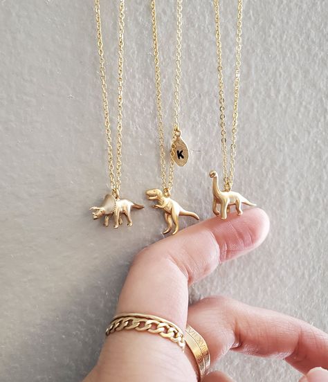 Triceratops T-rex Brachiosaurus Necklace Dinosaur Jewelry - Etsy Australia Jojo Rabbit, Dinosaur Jewelry, Fantasy Earrings, Summer Jewellery, Mothers Necklace, Gifts Personalized, Jewelry Lookbook, Cute Necklace, Christmas Birthday Gifts