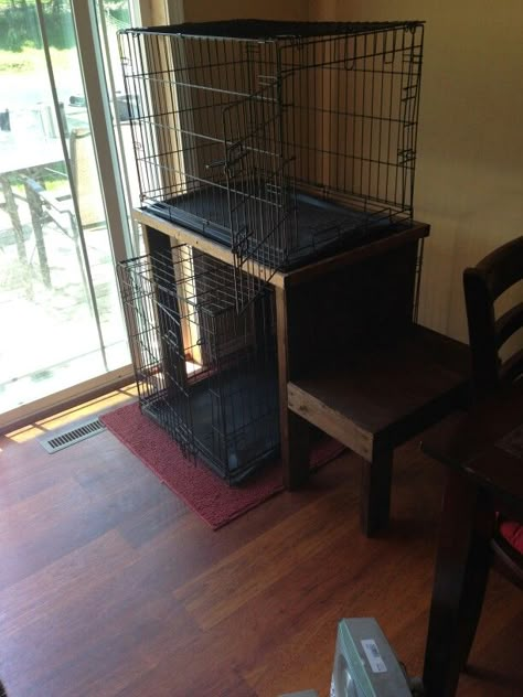 Bunk bed for dog kennels...takes up less space Diy Stacked Dog Kennels, Stackable Dog Kennels, Stacked Dog Kennels, Dog Crate Bunk Beds, Space Saving Dog Crate, Stacking Dog Crates, Stacked Dog Crates Diy, Stackable Dog Crates, Stacked Dog Crates