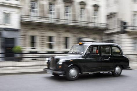 What You Need to Know About London Black Cabs and Taxis London Black Cab, London Cab, Visiting London, London Brighton, Black Cab, London Taxi, Cab Driver, London History, Uk City