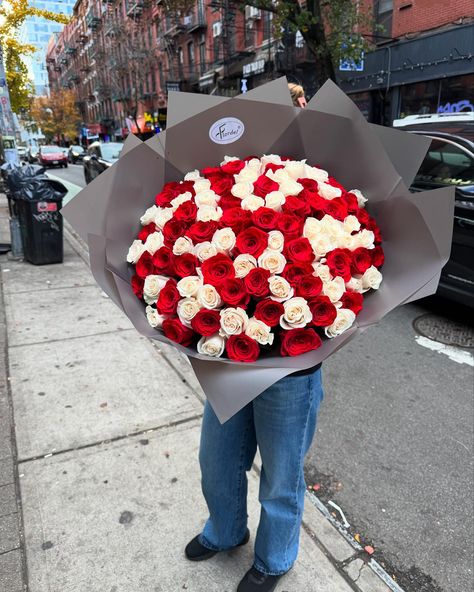 🌹 100 ROSES OF PURE LOVE ❤️🤍 This stunning bouquet of 50 red roses and 50 white roses is a show-stopper! Perfect for romantic moments, special occasions, or when words just aren’t enough. Handcrafted with care by Flordel Florist, right in the heart of New York City 🗽✨ Looking for the ultimate gift to make someone feel special? DM us to order your own customized bouquet today! 💐 📍 Visit us in NYC or order online. Let’s make your floral dreams come true. 💌 #100Roses #LuxuryBouquet #FlordelF... 100 Roses, Luxury Bouquet, Pure Love, Romantic Moments, The Ultimate Gift, Feel Special, Dreams Come True, Feeling Special, White Roses