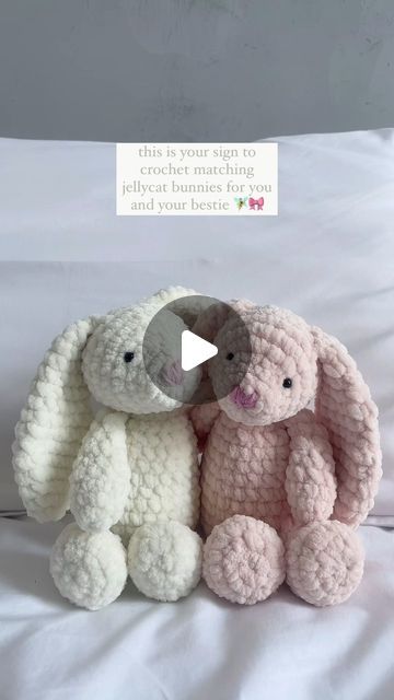 mahum | crochet artist on Instagram: "create your own with my tutorial on yt 💌 tag your bestie! in this video: diy crochet bunny plushies inspired by jellycat stuffed animals 💞

🏷 #crochet #crochetlove #crochetinspiration #giftideas #stuffedanimals #crocheted #crocheting" Mahum Crochet, Jellycat Crochet, Crochet Jellycat, Bunny Jellycat, Bunny Plushies, Plushies Crochet, Jellycat Bunny, Crochet Artist, Christmas Posters