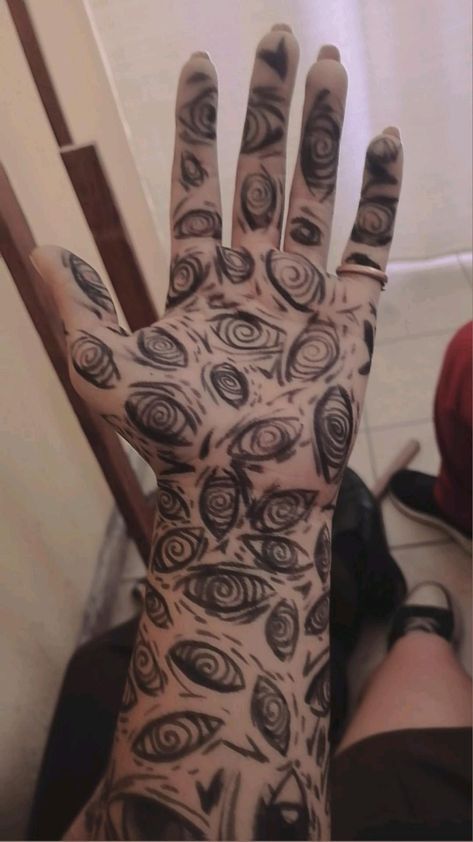 Arm Drawing, Skin Drawing, Pretty Hand Tattoos, Sharpie Tattoos, Pen Tattoo, Hand Doodles, Hand Drawings, Small Hand Tattoos, Sketches Pencil