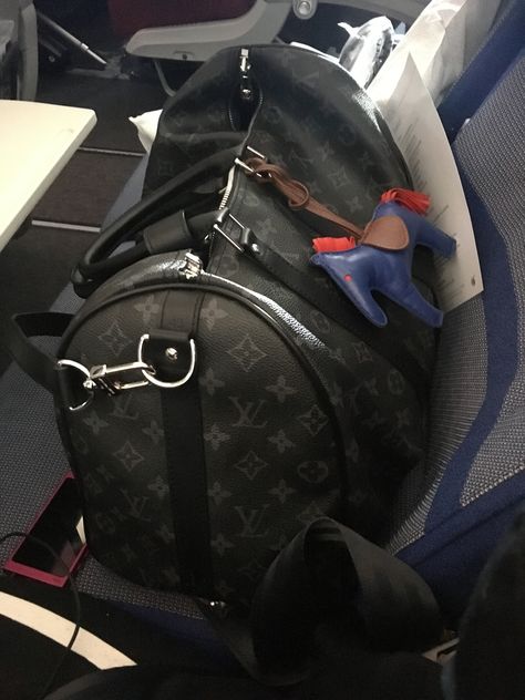 Louis Vuitton For Men, Always Aesthetic, Lv Keepall, Boxer Aesthetic, Crazy Video, Lv Backpack, Pretty Sneakers, Teen Christmas Gifts, Airport Fits