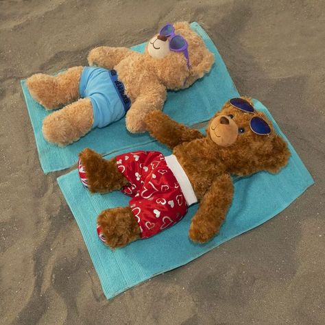 Travelling Teddy Photography, Bear Toy Aesthetic, Teddy Bear Wearing Clothes, Sailor Teddy Bear, Minnie Mouse Cartoons, Cute Teddy Bear Pics, Travelling Teddy Bear, Teddy Bear Images, Cuddly Teddy Bear