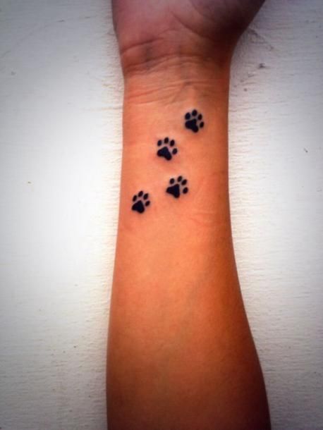 Cat Paw Prints on Wrist Tattoo Idea - Easy tattoo idea for wrist. Can fits both man and woman. Cat Paw Tattoos, Tatoo Dog, Pawprint Tattoo, Dog Paw Tattoo, Paw Tattoo, Memorial Tattoos, Wrist Tattoo, Hand Tattoo, Foot Tattoos