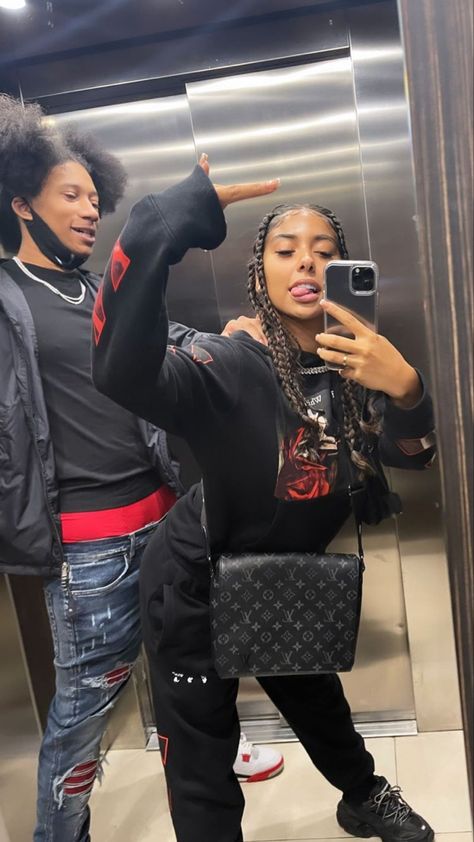 Mya Mills, Black Couple Outfits, Bae Goals, Bonnie N Clyde, Chill Fits, Black Couples Goals, Cute Relationship Goals, Friend Photoshoot, Couple Outfits