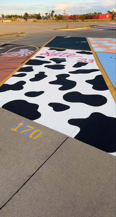 Cow Senior Parking Spot, Cow Print Senior Parking Spot, Parking Spots Painted, Cow Print Parking Spot, Cow Parking Spot Painting, Senior Parking Spaces Country, Senior Parking Space Ideas Country, Western Parking Spot Painting, Easy Parking Spot Painting Ideas