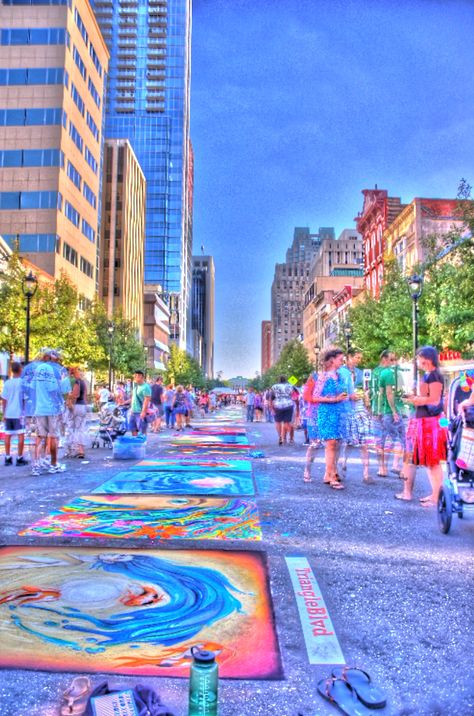 How to Make 3D Sidewalk Art - Street Chalk Paintings and Murals - Forced Perspective - SideWalk Art Festivals 3d Sidewalk Art, Chalk Festival, 3d Murals, Side Walk, Rose Mary, Ephemeral Art, Chalk Wall, Sidewalk Chalk Art, Art Gallery Interior