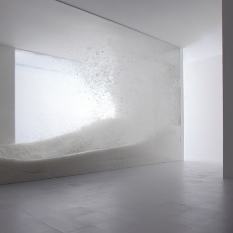 Tokujin Yoshioka / snow Shoes Video, Tokujin Yoshioka, Tokyo Museum, Ice Art, Artistic Installation, A Level Art, Sculpture Installation, Minimal Art, Stage Design