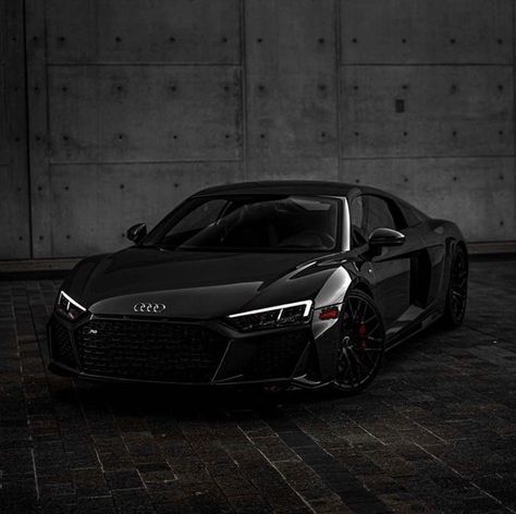 Audi R8 Black, Car Interior Luxury, Aesthetic Car Wallpapers, Audi R8 V10 Plus, Dream Cars Audi, Luxury Car Garage, Luxury Cars Audi, Black Audi, Car Tattoo Design