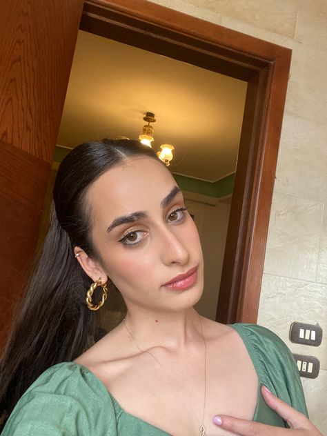 Green dress, light makeup , gold earrings with slick ponytail Green Hoop Earrings, Slick Ponytail, Makeup Gold, Light Makeup, Green Dress, Gold Earrings, Makeup Looks, Hoop Earrings, Makeup