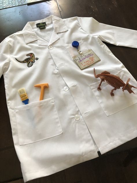 Palentogist Costume, Paleontologist Costume, Homecoming 2024, Office Halloween, Halloween 23, Doodle Bug, Career Day, Diy Costumes Kids, School Creative