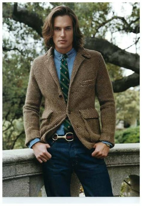 It's all about the FREAKIN' belt!!!! Ralph Lauren Ads, Fashion Jeans Outfit, Distinguished Gentleman, Style College, Preppy Boys, Preppy Men, Ivy League Style, Ralph Lauren Menswear, Classic Menswear