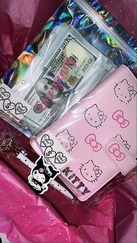 Instagram shop budget binder pink aesthetic savings boss babe budget binder Kawaii Hello Kitty Budget Binder, Hello Kitty Binder, Budget Binder Aesthetic, Binder Aesthetic, Bedazzled Liquor Bottles, Girly Scrapbook, Sanitary Napkin Bag, Mickey Mouse Design, Cute School Stationary