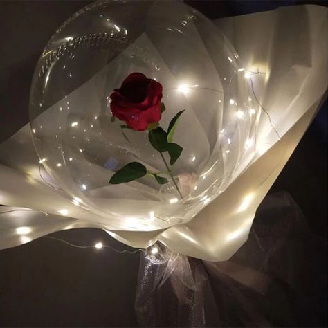 Clear Balloon Bouquet, Bobo Balloon Bouquet, Rose Balloon Bouquet, Bobo Balloon Ideas, Balloon Bubbles, Rose Balloon, Bobo Balloons, Bubble Birthday Parties, Bobo Balloon