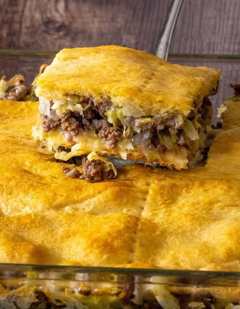 RUNZA CASSEROLE - Grandma's Simple Recipes Runza Casserole, Crescent Roll Recipes, 12 Tomatoes, Yummy Casseroles, Beef Casserole, Feeding A Crowd, Crescent Rolls, Casserole Dish, Meat Dishes