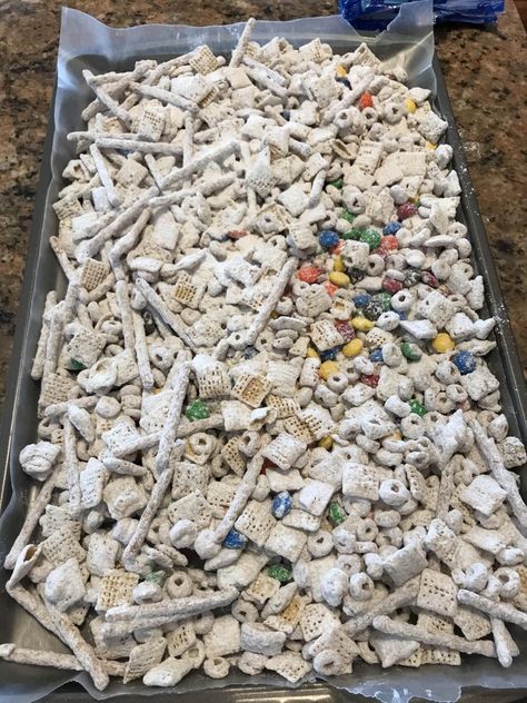 White Trash Party Mix Recipe, White Trash Recipe Powdered Sugar, White Trash Mix Chex Cereal, White Trash Mix Recipe, White Christmas Trash Recipe, White Trash Dessert, White Trash Snack, White Trash Christmas Snack, Christmas White Trash