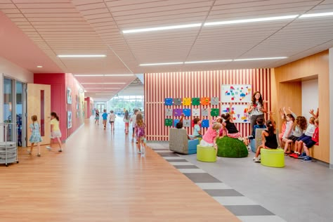 School Interior, School Opening, School Education, Visual Learners, Education Design, School Building, Classroom Design, Critical Thinking Skills, Learning Spaces