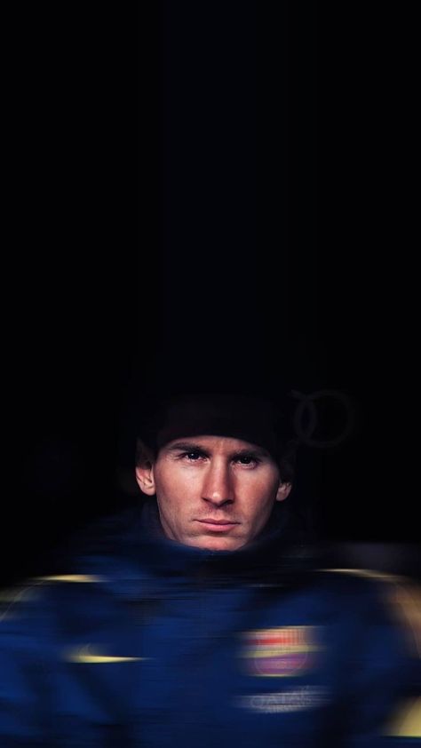 Lionel Messi Family, Blue Sky Photography, Fc Barcelona Wallpapers, Lionel Messi Fc Barcelona, Football Schedule, Friendship Photography, Messi Soccer, Football Transfers, Dark Black Wallpaper