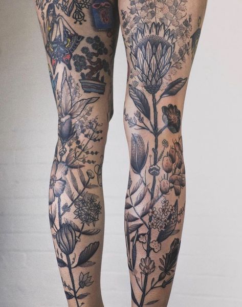 Traditional Tattoo Leg Sleeve, Books For 2023, Botanical Tattoos, American Traditional Tattoo Ideas, Nature Tattoo Sleeve, Traditional Tattoo Ideas, Garden Tattoos, Leg Sleeve Tattoo, Ring Tattoos