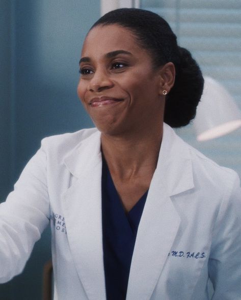 Pierce Aesthetic, Maggie Pierce, Kelly Mccreary, Anatomy Aesthetic, Nursing Goals, Greys Anatomy Characters, Medical School Inspiration, School Inspiration, Private Practice