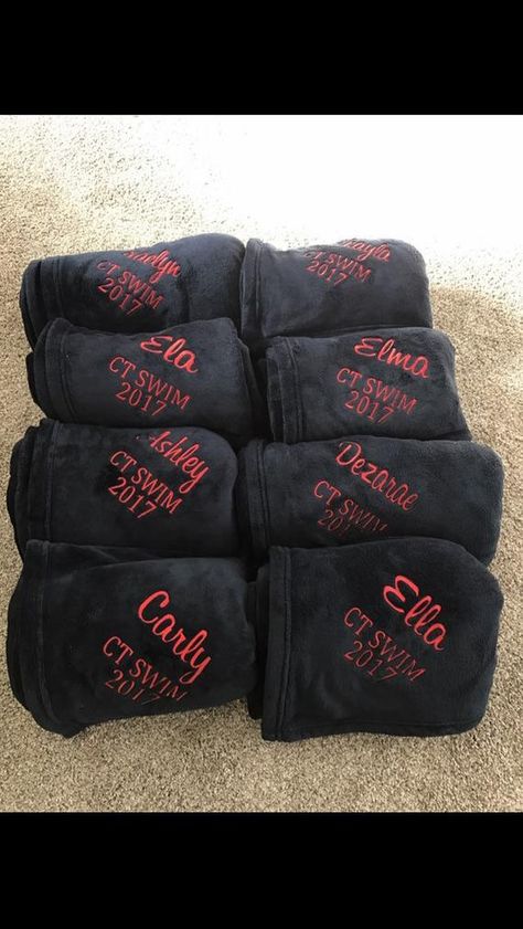 Sorority Blanket, Graduation Inspiration, Mink Blanket, Cheer Team Gifts, Dance Team Gifts, Graduation Gift Ideas, Cricket Projects, Senior Night Gifts, Little Sister Gifts